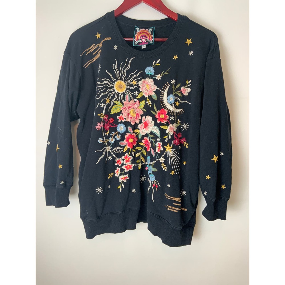 Johnny Was Embroidery Black Sweatshirt M Medium 3/4 Sleeve has Pockets